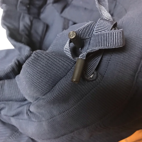 Lululemon Studio Crop - Picture 12 of 13